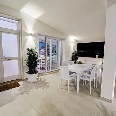Apartment Sky Blue Con Idromassaggio Vista Mare